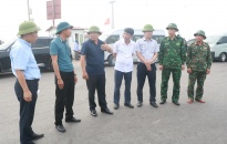 Phó Chủ tịch UBND TP Nguyễn Đức Thọ kiểm tra công tác phòng chống bão số 1 tại một số đơn vị, địa phương