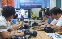 Gần 40 học viên tham gia khoá tập huấn nghiệp vụ ảnh báo chí nâng cao 