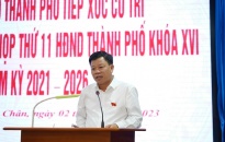Đồng chí Lê Trung Kiên, Uỷ viên BTV Thành uỷ, Trưởng Ban quản lý Khu kinh tế Hải Phòng tiếp xúc cử tri quận Lê Chân.