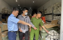 Khởi tố vụ án buôn bán giày dép giả các nhãn hiệu nổi tiếng được bảo hộ tại Việt Nam