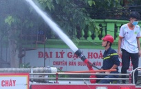 Diễn tập phương án chữa cháy và cứu nạn, cứu hộ tại Tổ liên gia an toàn PCCC số 2, Thôn Thủy Minh, xã Gia Minh (Thủy Nguyên)