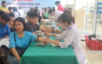 Ngày hội hiến máu tình nguyện quận Dương Kinh thu hút hơn 500 người tham gia