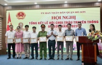 Quận Đồ Sơn khen thưởng nhiều tập thể, cá nhân trong công tác tổ chức Lễ hội Chọi trâu truyền thống Đồ Sơn năm 2023