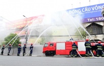 Gần 1.000 người tham gia diễn tập phương án chữa cháy và cứu nạn cứu hộ cấp thành phố tại chợ An Dương, quận Lê Chân