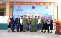 Công an quận Lê Chân: Trao tặng hệ thống điện mặt trời tại điểm trường vùng biên giới Con Cuông ( Nghệ An)