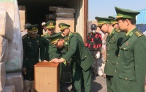 Bộ Chỉ huy Bộ đội Biên phòng thành phố liên tiếp bắt giữ các vụ vận chuyển hàng hóa trái phép qua cửa khẩu cảng Hải Phòng