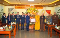 Bí thư Thành ủy Lê Tiến Châu thăm, chúc Tết Ban Trị sự Giáo hội Phật giáo thành phố và Làng trẻ em SOS