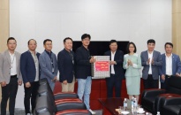 Đồng chí Lê Trung Kiên, Trưởng Ban Quản lý Khu Kinh tế Hải Phòng thăm, chúc Tết một số doanh nghiệp trong khu công nghiệp