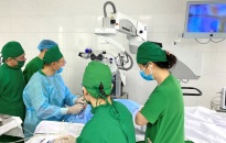 Đoàn công tác của Tổ chức Phòng chống Mù lòa Châu Á – APBA khám, phẫu thuật miễn phí cho người bệnh tại Bệnh viện Mắt Hải Phòng