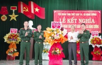 Lễ kết nghĩa giữa Tiểu đoàn Tăng - Thiết giáp 34 và xã Đặng Cương, huyện An Dương