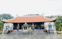 Độc đáo Đền thờ Nam Hải Thần Vương trên đảo Hòn Dấu