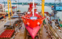 Hạ thủy tàu chở dầu, hóa chất xuất khẩu sang Hàn Quốc