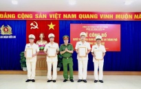 Công bố các Quyết định điều động, bố trí cán bộ, chỉ huy các đơn vị thuộc Công an quận Kiến An