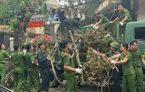 Đoàn Thanh niên, Hội Phụ nữ, Công đoàn Phòng Cảnh sát cơ động: Chung tay khắc phục hậu quả bão số 3