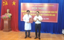 Đồng chí Phạm Tiến Thành giữ chức vụ Giám đốc Trung tâm Y tế huyện Tiên Lãng