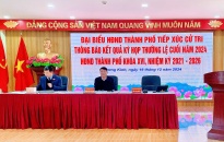 Cử tri quận Dương Kinh nghe thông báo kết quả Kỳ họp thường lệ cuối năm 2024 HĐND thành phố khóa XVI, nhiệm kỳ 2021-2026