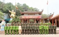 Hội Phụ nữ CATP về nguồn, báo công tại Đền thờ nữ tướng Lê Chân (tỉnh Hà Nam)