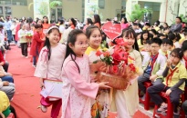 Trường tiểu học Đinh Tiên Hoàng: Học sinh sôi nổi tham gia Ngày hội “Lợn siêu trọng” 