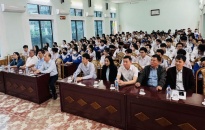 Khai giảng lớp bồi dưỡng nhận thức về Đảng cho học sinh THPT