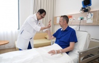 Tại sao Vinmec là điểm đến y tế hàng đầu cho người Anh, Pháp, Úc?