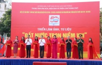 Khai mạc Triển lãm ảnh, tư liệu với chủ đề “Đất nước trọn niềm vui”