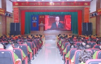 CBCS Công an thành phố Hải Phòng theo dõi truyền hình trực tiếp Lễ kỷ niệm 50 năm Ngày giải phóng miền Nam, thống nhất đất nước