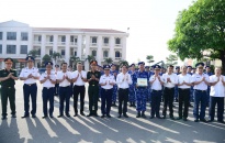 Lãnh đạo thành phố Hải Phòng thăm, động viên khối duyệt đội ngũ Cảnh sát biển Việt Nam