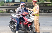 Xử lý 254 trường hợp vi phạm giao thông trong ngày 25/5