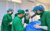 Bệnh viện Mắt Hải Phòng cấp cứu kịp thời ca chấn thương xuyên nhãn cầu nguy kịch 