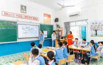 Miễn học phí cần song hành kiểm soát các khoản “phụ phí”