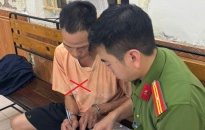 Công an thành phố tạm giữ người kéo lê bé trai trên vỉa hè tại phường Bạch Đằng