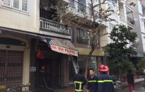 Phòng Cảnh sát PCCC và CNCH - CATP: Cứu cụ già 90 tuổi trong ngôi nhà cháy