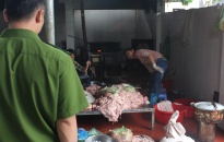 Triệt xóa lò sản xuất mỡ bẩn tại nội thành Hải Phòng