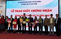 Trao chứng nhận Doanh nghiệp khoa học công nghệ cho 3 đơn vị