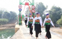 Công ty CP Nhựa Thiếu niên Tiền Phong khánh thành cầu làng Xi, huyện Bá Thước, tỉnh Thanh Hóa