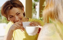 Mỗi ngày uống 3 tách trà giúp ngăn ngừa ung thư vú