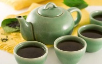 Uống trà giúp giảm tai biến não