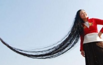 Mái tóc dài 2,5 mét