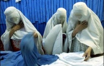 Luật mới của Afghanistan quy định vợ phải chiều chồng