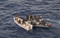 Tàu chiến các nước bắt cướp biển Somalia
