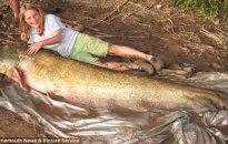 11 tuổi câu được cá nặng 87 kg