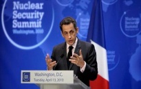 Pháp không từ bỏ vũ khí hạt nhân