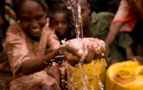 1 tỷ người không có nước sạch dùng