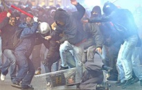 Căng thẳng bạo động ở Italia