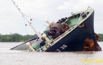 12 thuyền viên mất tích do tàu đắm