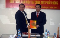 Đoàn đại biểu Tổng cục cảnh sát CHDC Lào thăm và làm việc với CATP