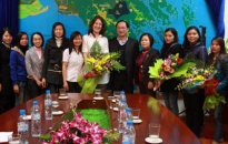 Bí thư thành ủy Nguyễn Văn Thành chúc mừng ngày 8-3