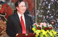 Bí thư Thành ủy - Chủ tịch HĐND thành phố Nguyễn Văn Thành chúc mừng năm mới xuân Nhâm Thìn 2012
