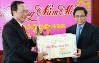 Bí thư Thành ủy Nguyễn Văn Thành thăm và chúc tết đảng bộ, nhân dân tỉnh Quảng Ninh