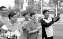 Giao hữu bóng đá chào mừng ngày báo chí Việt Nam
